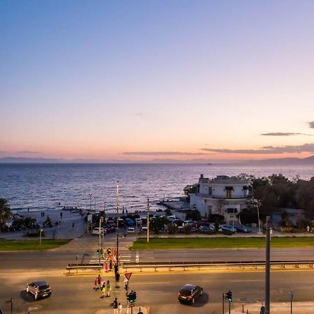 Flisvos Elite Seafront Luxury Apartment アテネ エクステリア 写真