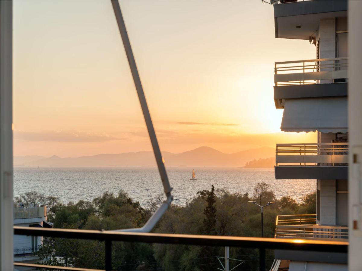 Flisvos Elite Seafront Luxury Apartment アテネ エクステリア 写真