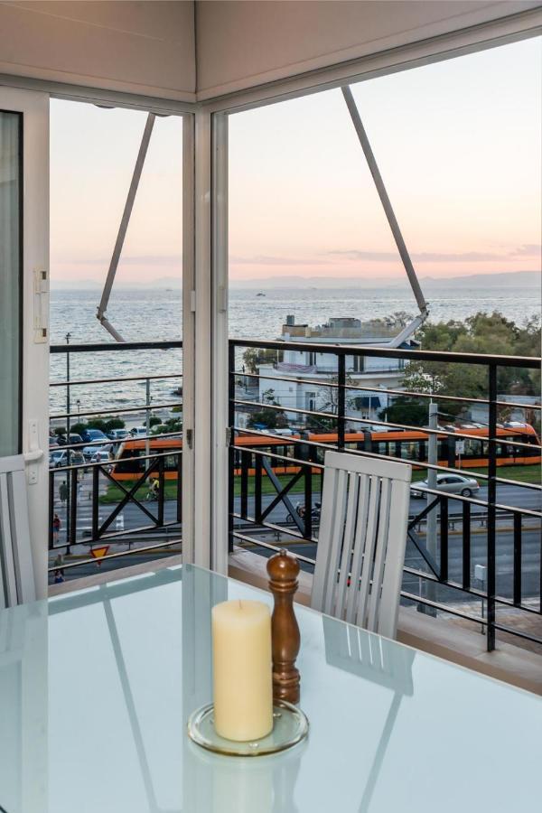 Flisvos Elite Seafront Luxury Apartment アテネ エクステリア 写真